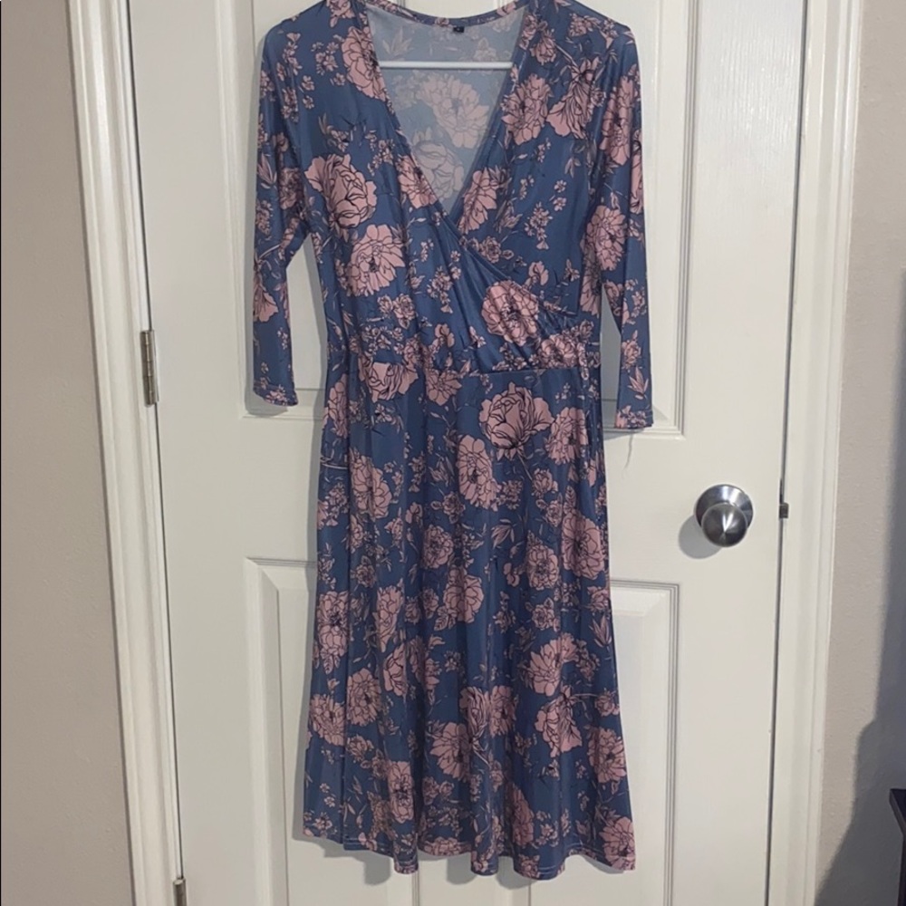 Blue and pink floral quarter sleeve dress